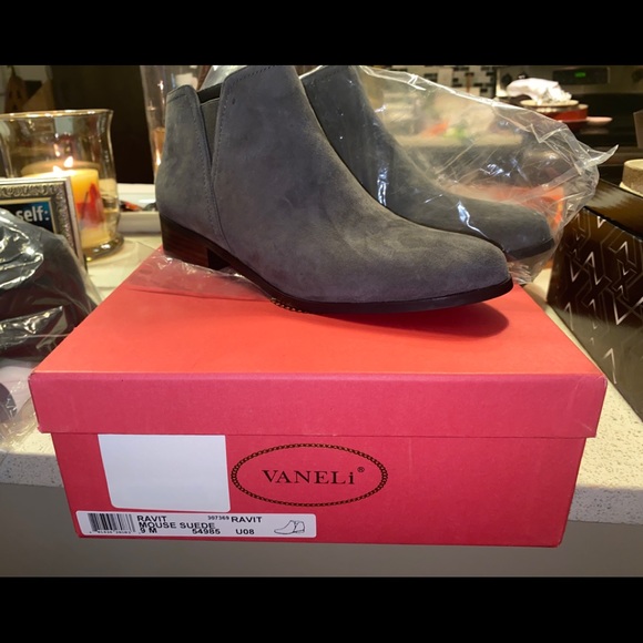 Vaneli | Shoes | Vaneli Suede Boot Very 